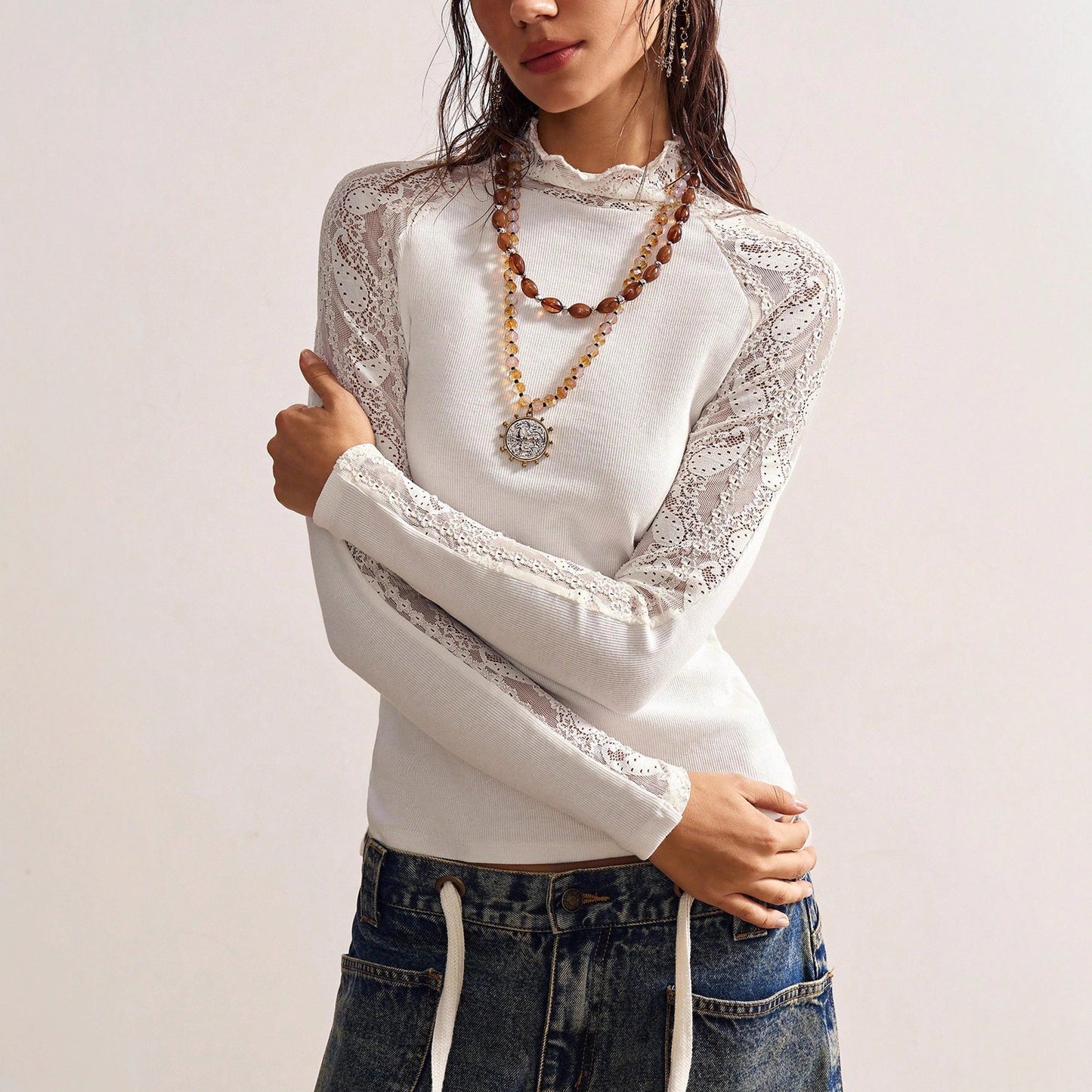 Haut en Dentelle Ajournée à Manches Longues