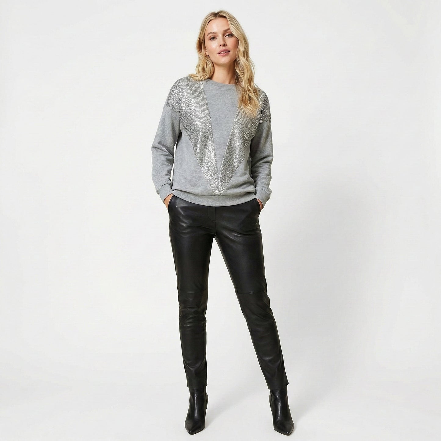 Pull gris à sequins